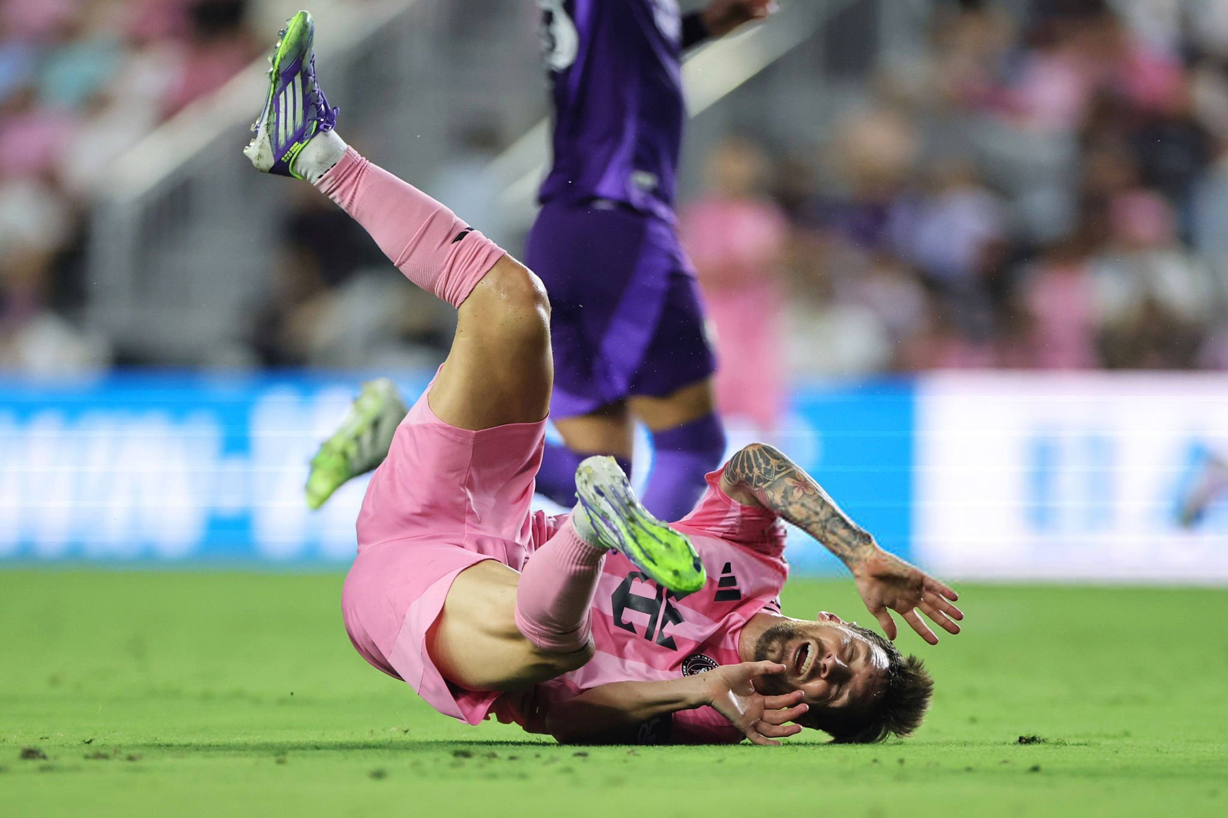 爱游戏体育平台-巴萨5比0皇马梅西数据