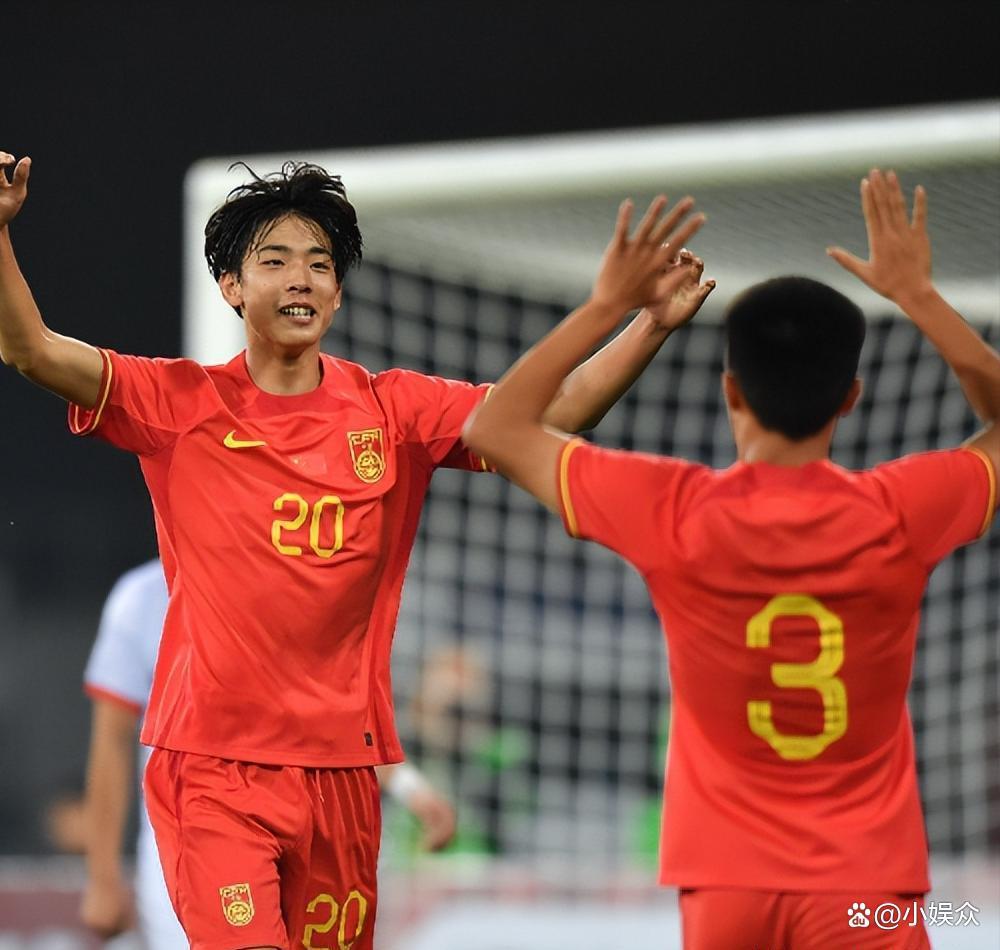 爱游戏电竞-某队比赛开始15分钟后仍未到场应判该队弃权